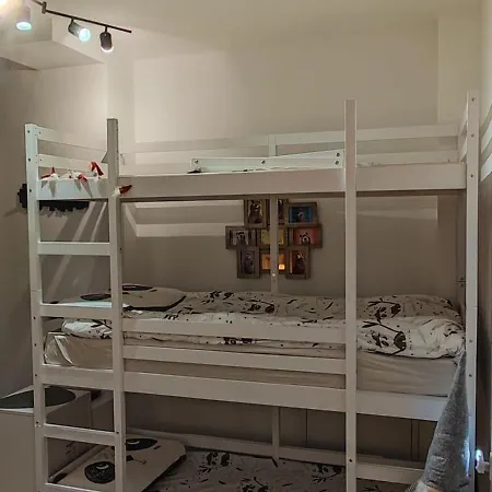 Blaetterbett - Letto Di Foglie アパート